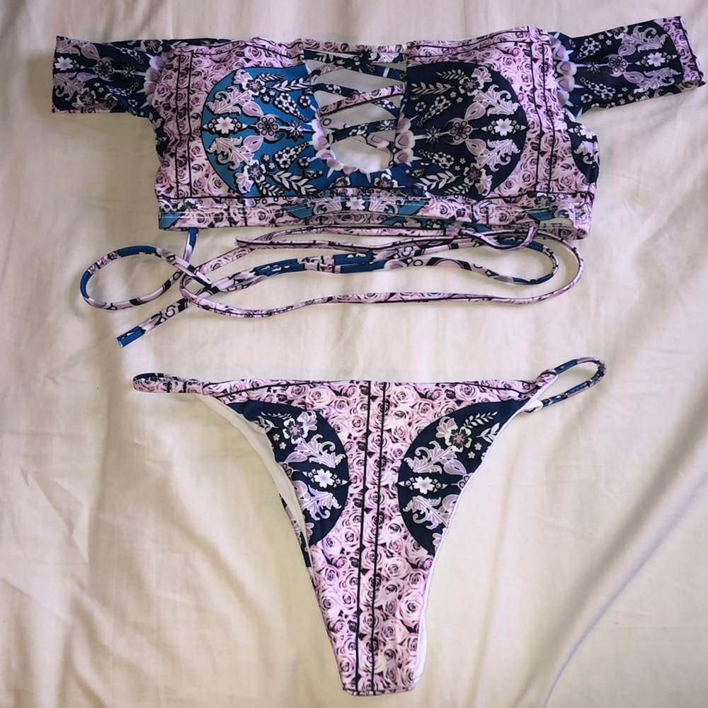 pattern bikini - Picture 1 of 3